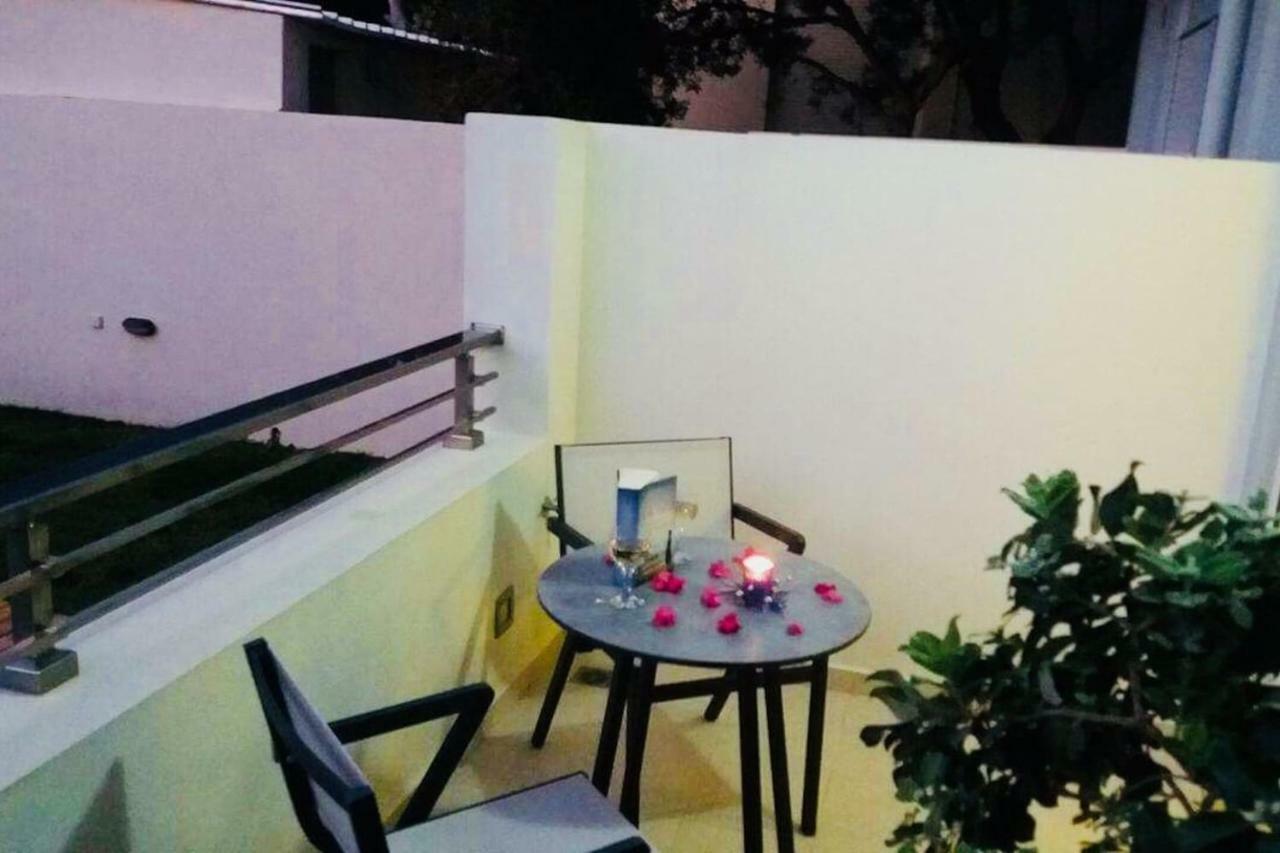 New Luxury Apartments In פלאקיאס מראה חיצוני תמונה