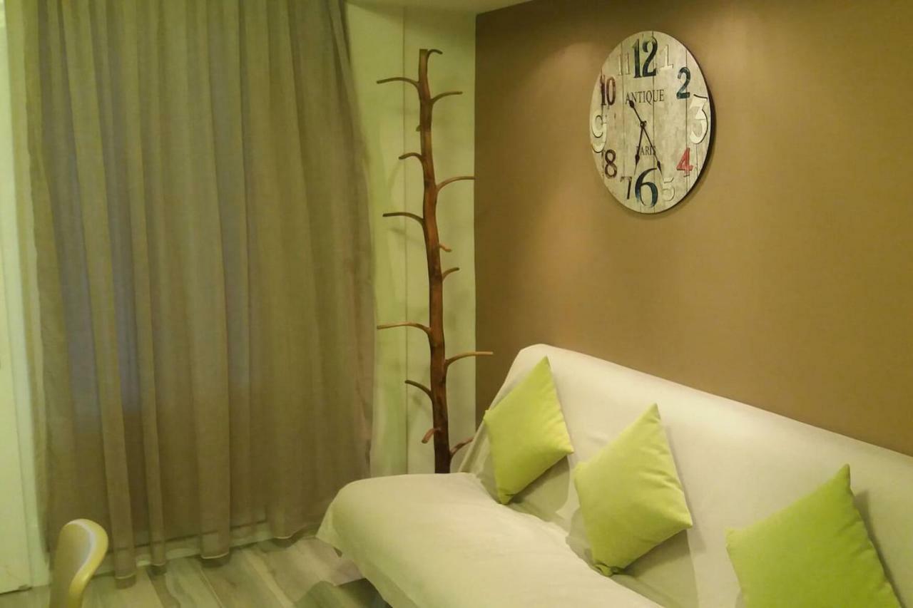 New Luxury Apartments In פלאקיאס מראה חיצוני תמונה
