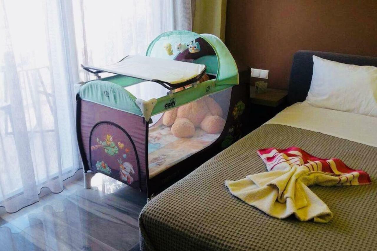 New Luxury Apartments In פלאקיאס מראה חיצוני תמונה